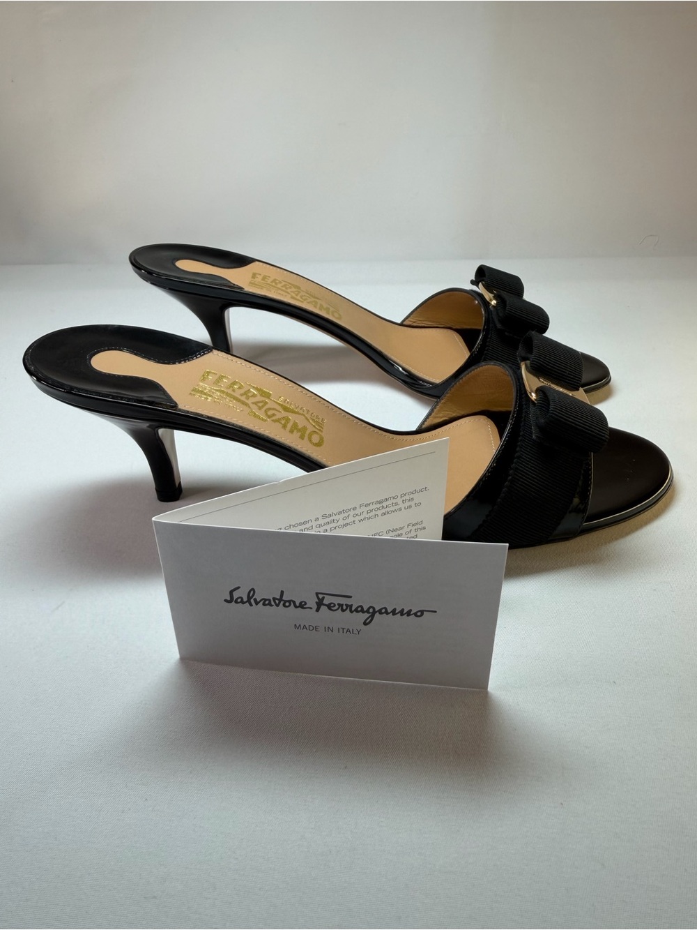 Salvatore Ferragamo Glory 1 Black Patent Vara Bow Sandals 9.5